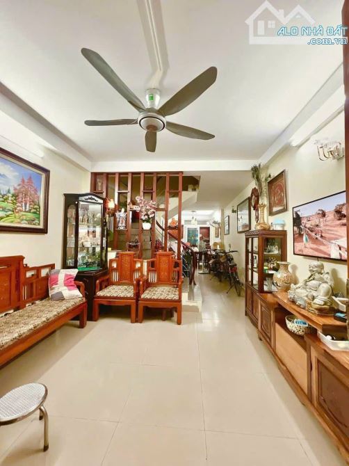 NHÀ DÂN XÂY ĐÔNG NGẠC - DT65M2 - 4 TẦNG - GIÁ 12 TỶ - NGÕ Ô TÔ THÔNG - ĐỂ Ở , KINH DOANH - 1