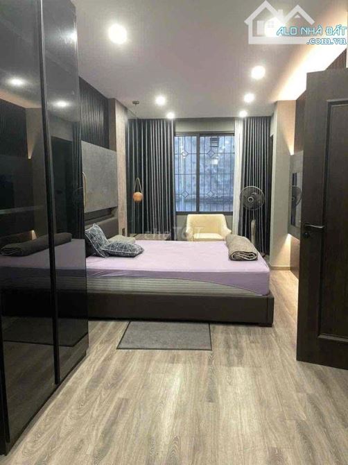 Cho thuê nhà ngõ Hàng Bột 60m2 x 4 tầng có thang máy giá 25tr/tháng - 1