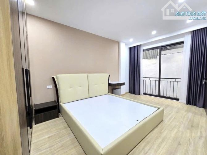 Vợ chồng anh Chinh  cần bán nhà 5t,54m tại Đa Sỹ,HĐ,t/máy,ô tô gần chỉ 8t - 1