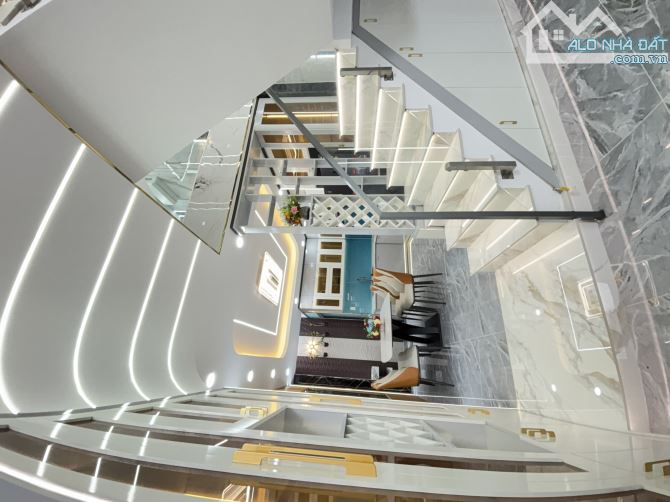 HẺM VIP LÂM THỊ HỐ QUẬN 12-GẦN HIỆP THÀNH CITY-4x14M-5 TẦNG-6,3 TỶ - 1