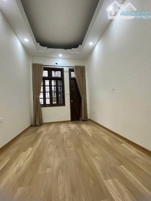 LÔ GÓC 2 MẶT NGÕ, AN DƯƠNG VƯƠNG, 30M2, 5 TỶ, GIÁ TỐT NHẤT KHU VỰC, SỔ ĐỎ ĐẸP - 1