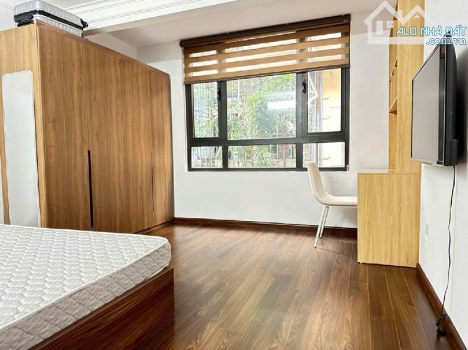 Bán Nhà Quận Thanh Xuân - 50m2x5T - Chỉ 9 Tỷ - 6 PN - Lô Góc Thoáng Sáng - 1