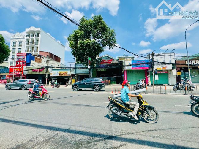 Bán Khuôn Đất Xây 1 Hầm 7 Tầng- Mặt Tiền Đường Quang Trung- Gò Vấp -8,2x30m- Giá 45 Tỷ - 1