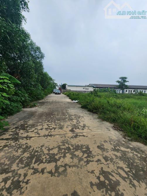 Bán lô đất  s đất trang trại mt rộng 50m. Do nha. Phương Liễu . Quế Võ giá 10 TỶ - 1