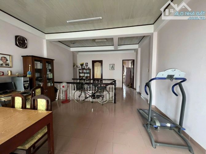 Nhà Phố Trần Phú 60m2 - 7,8 Tỷ - 1 Hầm - 1 Trệt - 1 Lầu - 1