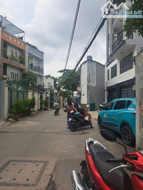 BÁN GẤP NHÀ MỚI 100% - 5 TẦNG - 73M2 - PHẠM VĂN CHIÊU - GÒ VẤP.  GIÁ CHỈ : 11,9 tỷ - 1