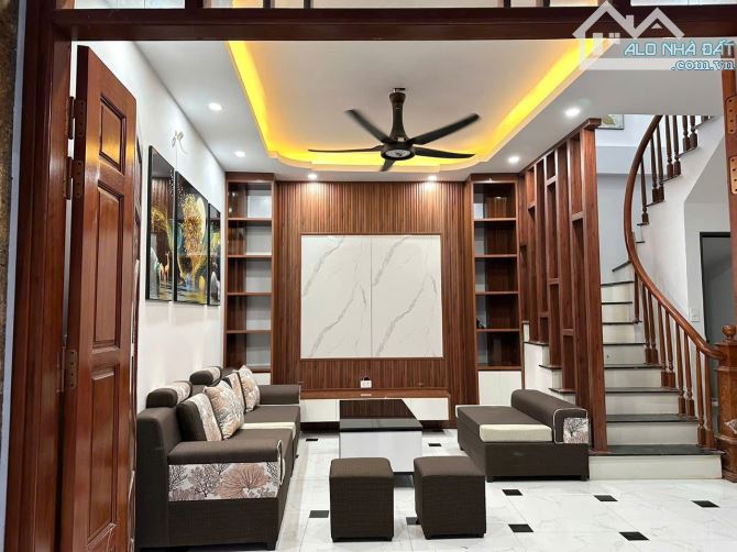 Bá,n Nhà Vân Canh Hoài Đức, 30m2*5Tầng, Nở Hậu, Full đồ, Ngõ Thông, Chỉ 30m ra Ôtô tránh. - 1