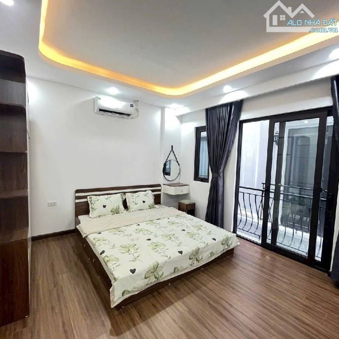 Bán nhà Cổ Nhuế, 38m-6tầng, nhà mới ở sướng, ô tô đỗ cửa, an sinh tuyệt vời - 1