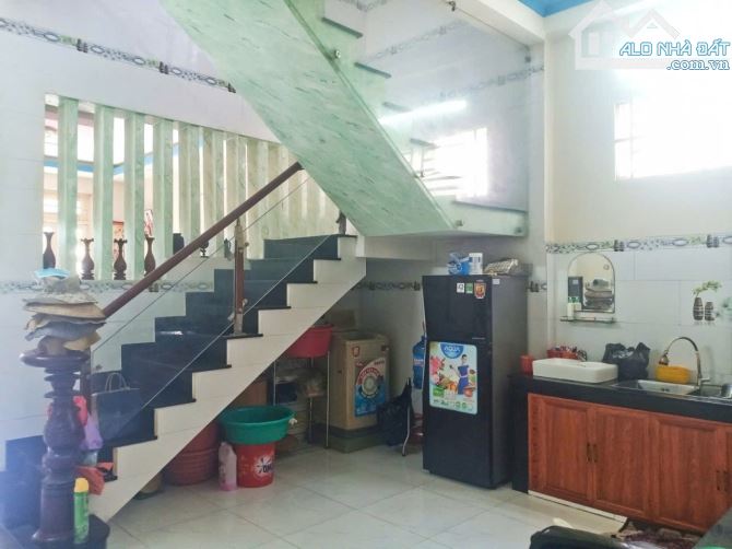 80M2 - 2 TẦNG -.PHÁP LÝ CHUẨN , SHR -.HXH - GIÁ CHỈ 4,5 T.Ỷ - HIỆP THÀNH Q12 - 1