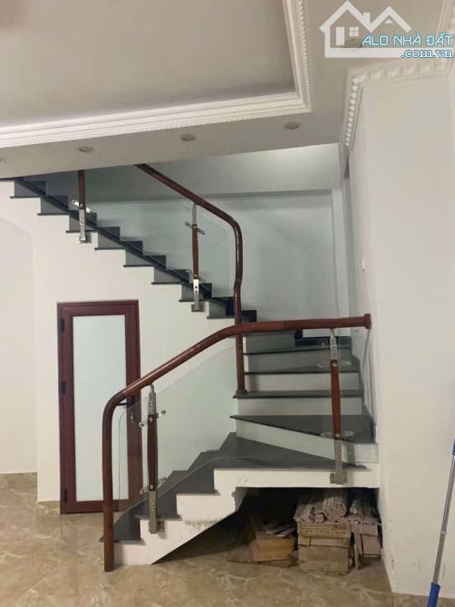 MẶT NGÕ 3M - GẦN PHỐ DỊCH VỌNG HẬU - DT 55M  - GIÁ 9 TỶ - 1