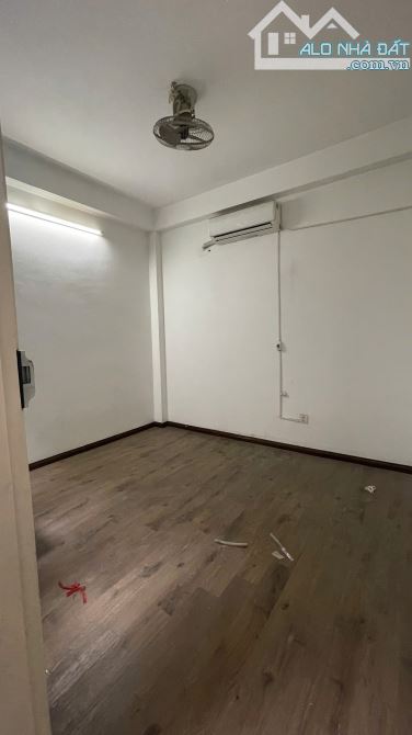 Cho thuê nhà ở Đồng Me Mễ Trì 55m2, 5 tầng, oto đỗ tránh, full điều hòa. - 1