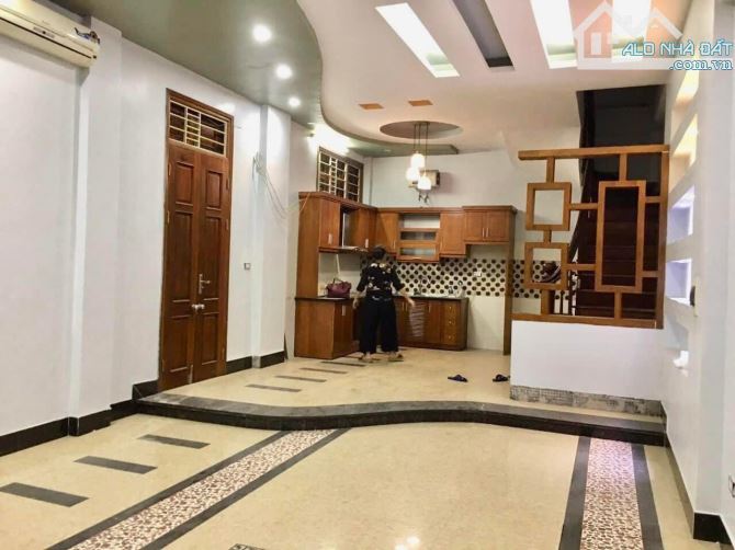 Phân lô Lương Thế Vinh, Vũ Hữu, gần hồ. 80m2 ô tô tránh vừa ở vừa KD - 1