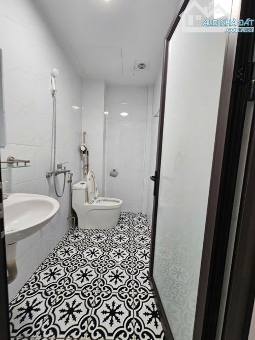 Cho thuê phòng ở Trần Duy Hưng gần 30m2 khép kín – ban công rộng - ảnh thực tế - 1