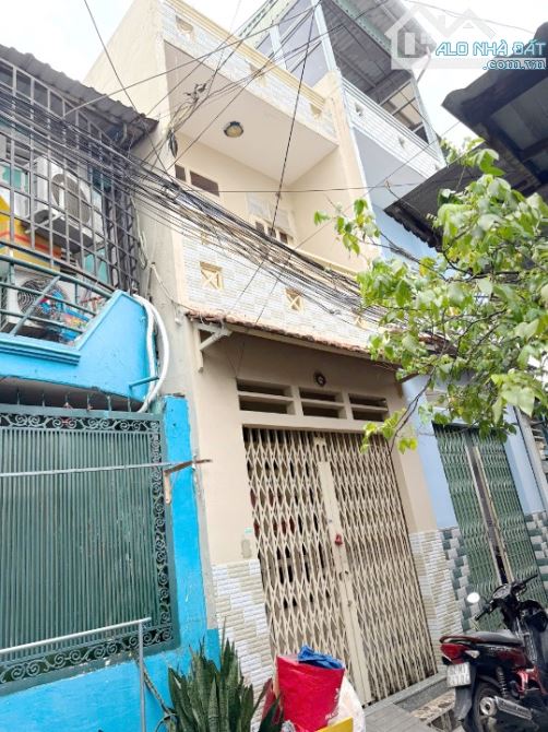 Nhà 2 tầng nở hậu L hẻm 3m đường Nguyễn Thị Tần P. Chánh Hưng. Giá 4,65 tỷ TL - 1