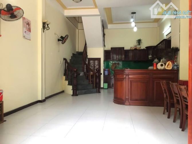 CHUYỂN NHƯỢNG NHÀ 3 MÊ CHỦ XÂY KIÊN CỐ 45m2 n: 4,9m. NGUYỄN THỊ MINH KHAI, QUI NHƠN - 1