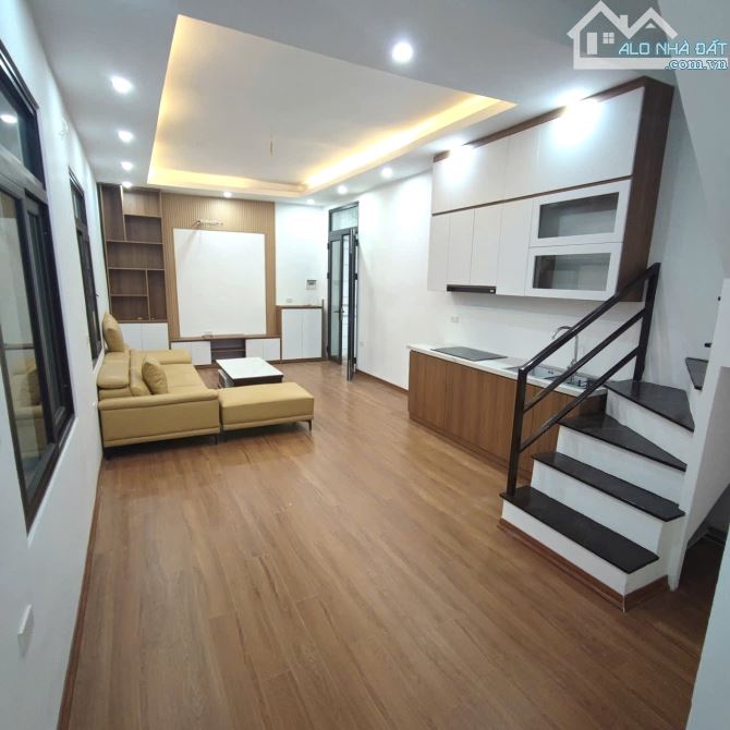 🌟 PENTHOUSE SIÊU RỘNG 120m² – LÔ GÓC 2 THOÁNG – FULL NỘI THẤT – TT ĐHSP HÀ NỘI 🌟