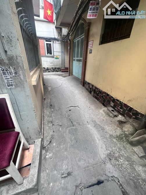 Thửa đất cực đẹp Cầu Giấy - 40m ra phố Hạ Yên Quyết - oto tránh dừng đỗ - giá đầu tư - 1