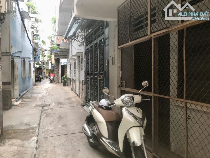 NHÀ HẺM XE HƠI NGUYỄN TRÃI – QUẬN 5 – NỞ HẬU - GIÁ CHỈ 8.95 TỶ! - 1