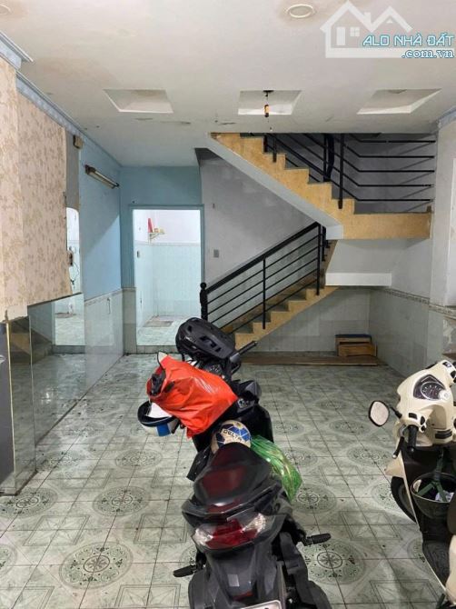 Bán nhà  Hẻm 86/ Ông Ích Khiêm, gần Bình Thới, 5,3x25m, nở hậu 8m, 2 tầng cũ, 15,4 tỷ. - 1