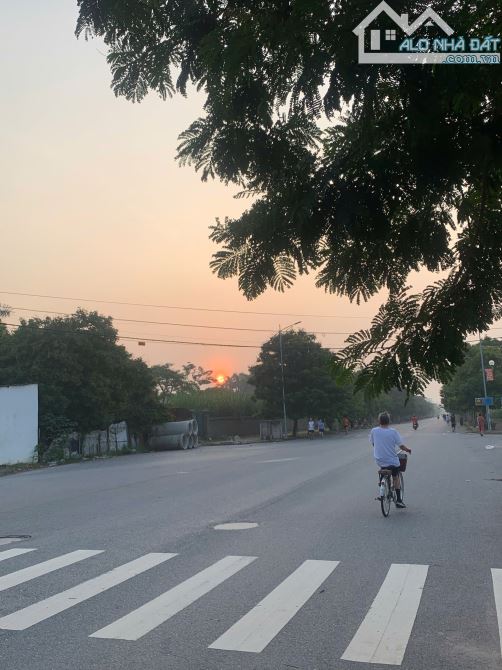 BÁN ĐẤT TÂN PHONG, THỤY PHƯƠNG, BẮC TỪ LIÊM 90M2, LÔ GÓC, VIEW HỒ, Ở SƯỚNG, GIỮ TIỀN TỐT - 1
