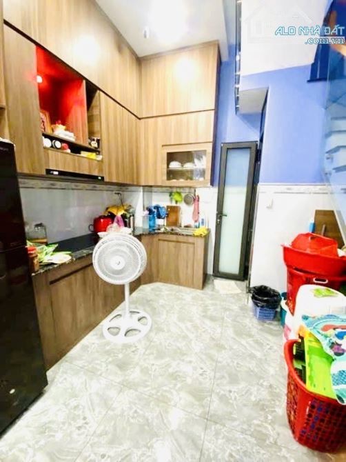 Mặt tiền kinh doanh đa ngành đường Rạch Cát, 4 tầng xây tâm huyết BTCT, 31.9m2 - 1