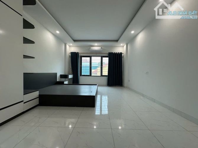 B.Á.N NHÀ GẦN VIN ĐAN PHƯỢNG , 10M Ô TÔ TRÁNH, Ở SƯỚNG 36M2, 4 TỶ 5 - 1