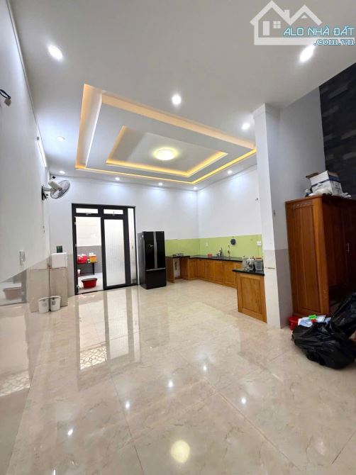 💥Nhà 2Mê,TC 5,45*30m,Nở hậu hẻm Nguyễn Khuyến,gần Dự Án Trung Nguyên,nhiều lô khác 👉Vào - 1