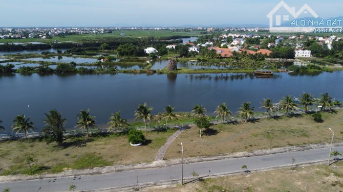 Bán mấy lô đất khu làng chài Hội An đường 19m , View sông , đường thông biển cực đẹp - 1