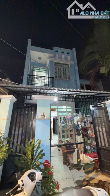 BÁN NHÀ TRUNG MỸ TÂY Q12 - 2 TẦNG 81M2 ( 4.4M X 26M) - 5.47 TỶ - HẺM XE HƠI THÔNG. - 1