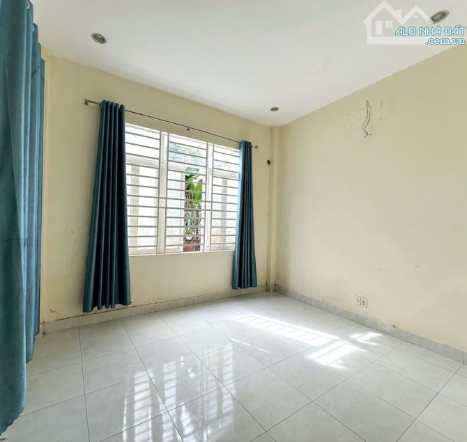 bán nhà quận 2, 59m2 , gần đường Nguyễn Duy Trinh - 1