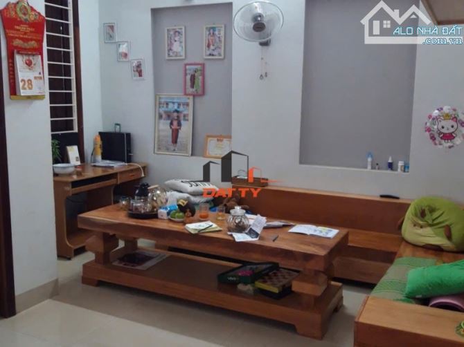 NHÀ CẤP 4 HẺM Y NI KSOR, P TÂN LẬP NGAY TRUNG TÂM. GIÁ 2.75 TỶ - 1