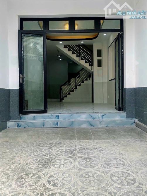 NHÀ MẶT TIỀN QUẬN 7, LÊ VĂN LƯƠNG, 3 TẦNG, 4.4 X16m, XE HƠI QUAY ĐẦU, NHỈNH 10 TỶ - 1