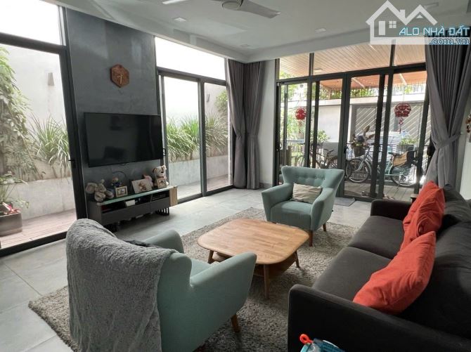 BIỆT THỰ SÂN VƯỜN ĐẲNG CẤP THƯƠNG GIÁ KHU VIP BÊN SÔNG - HBC - 154.7M2 - 17.5 Thương Lượng - 1