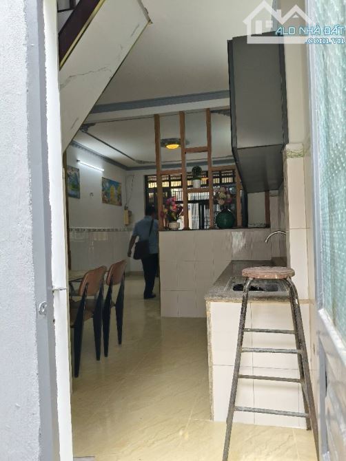 NHÀ 2 MẶT TIỀN HẺM – GẦN NGÃ 3 ĐÔNG QUANG – TẶNG FULL NỘI THẤT – Ở NGAY - 1