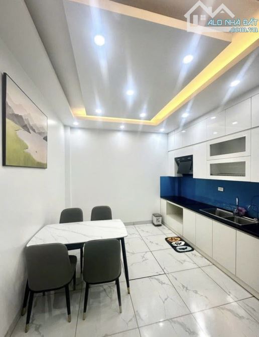 NHÀ HIẾM - Đại La - 45m2 - 5 tầng - Ba gác đỗ cửa - Kinh Doanh - Nhỉnh 8 tỷ có TL - 1