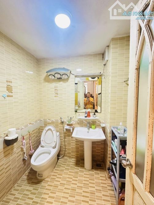 BÁN NHÀ PHỐ THÁI THỊNH, ĐỐNG ĐA, KINH DOANH VIP, Ô TÔ ĐỖ, DT 46M2* MT 5.8M* GIÁ 13.2 TỶ - 1