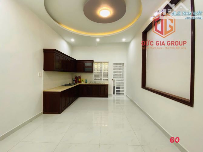 Cho thuê nhà 1 trệt 2 lầu trục đường D4 trong KDC D2D giá chỉ 18tr/tháng - 12