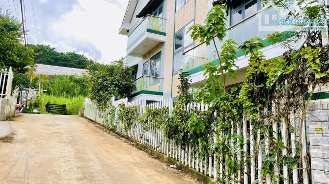 Cần bán villa 11 PN, 3 mặt tiền đường Ngô Gia Tự, Đà Lạt. Vị trí vàng cho đầu tư và nghỉ d - 12