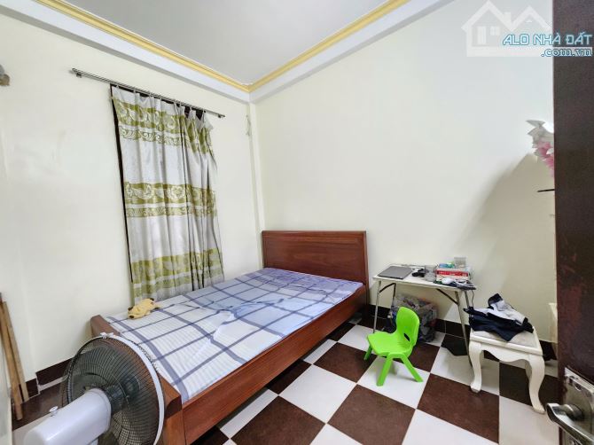 🏡 BÁN NHÀ LÔ GÓC – PHỐ NGUYỄN KHOÁI –Ô TÔ CÁCH 30M ,TRƯỚC NHÀ THOÁNG - 12