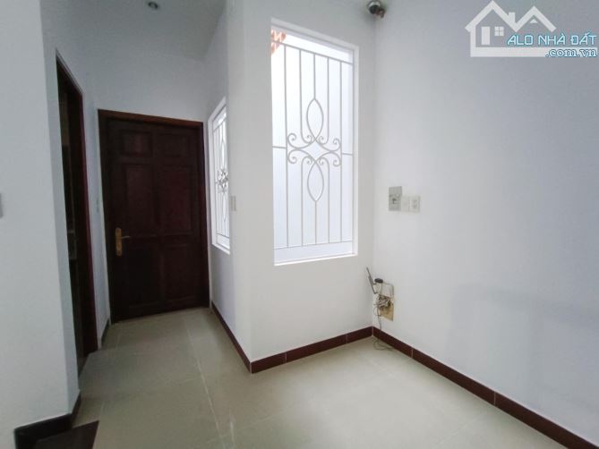QUẬN 3 - NHÀ 5 TẦNG, 8PN LÊ VĂN SỸ - Ô TÔ NGỦ NHÀ - NGANG 5.2M - 80M2 CHỈ 17xx - 13