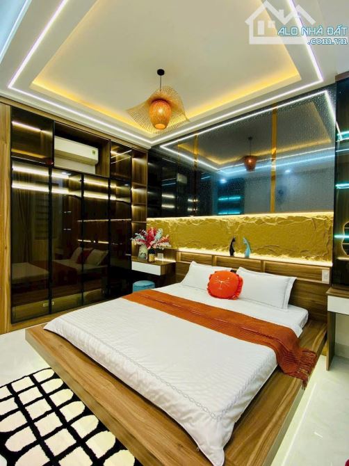Nhà 5 tầng FULL NỘI THẤT đường SỐ 3, phường 9 Quận Gò Vấp DT 58,2m2 (4x15) đường thông 10m - 13