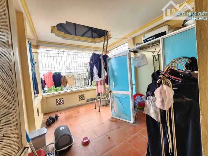 🏡 BÁN NHÀ LÔ GÓC – PHỐ NGUYỄN KHOÁI –Ô TÔ CÁCH 30M ,TRƯỚC NHÀ THOÁNG - 13