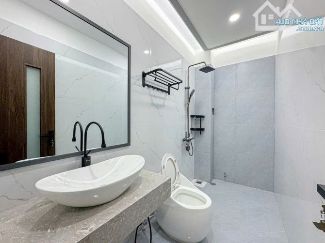 Bán nhà 4 tầng, Trần Xuân Soạn, Phường Tân Hưng, Quận 7. 240m2 SD, ngang 5m, full nội thất - 14