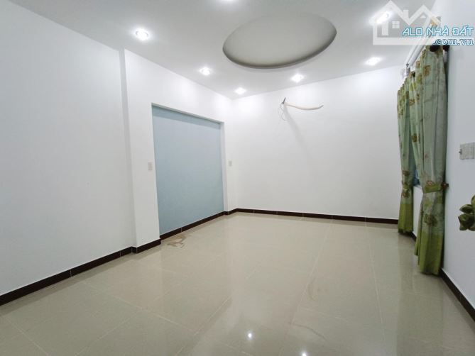 QUẬN 3 - NHÀ 5 TẦNG, 8PN LÊ VĂN SỸ - Ô TÔ NGỦ NHÀ - NGANG 5.2M - 80M2 CHỈ 17xx - 15