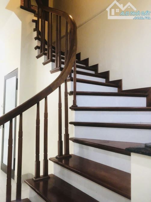 PHÂN LÔ Ô TÔ PHỐ HOA BẰNG_CẦU GIẤY_NHÀ MỚI XÂY 3 NĂM_DT 38M_5 TẦNG_MT 4.2M_GIÁ 12.5 TỶ - 15