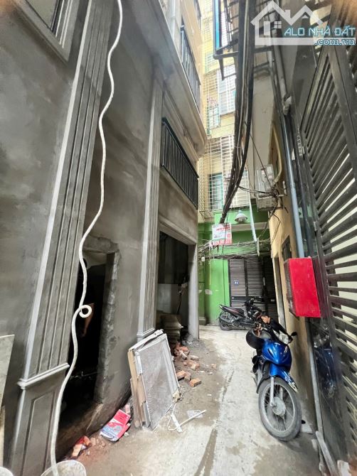 Bán CCMN Phú Diễn, Bắc Từ Liêm, 65m2, 7 tầng thang máy, mặt tiền 4.7m, giá 14.5 tỷ - 16