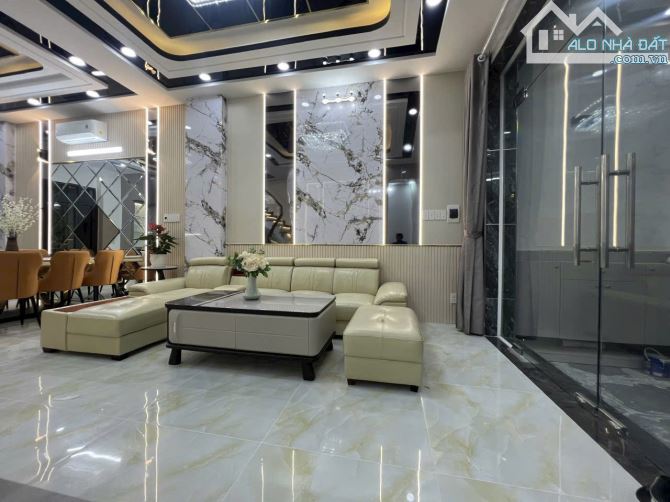 Bán nhà phố cao cấp Huỳnh Tấn Phát, Nhà Bè, DT 6,4x13m, 3 lầu, ST. Giá 8,8 tỷ - 16