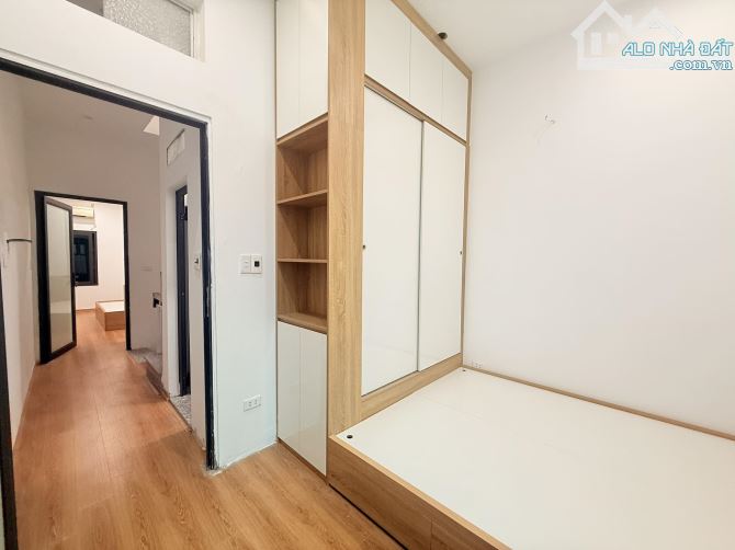 💥SIÊU ĐẸP CỦA NĂM: Đốc Ngữ 37m2, gần phố, dân xây, full NT, thoáng trước sau, gần Hồ Tây - 2