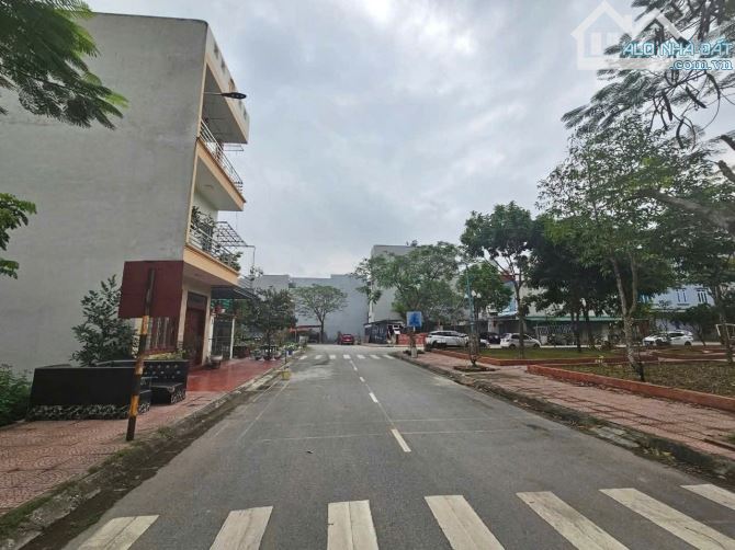 🍀Bán Lô Góc Gò Ngát, Hoà Đình, Võ Cường View Vườn Hoa, Mt 8.5m Dt 76m2 Giá 9.2 Tỷ - 2