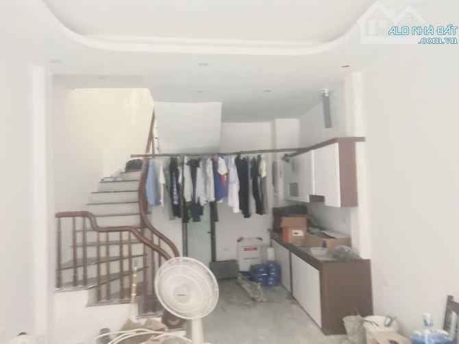 Bán nhà mới Cầu Cốc 36m², 5 tầng, ô tô sát nhà, vừa ở vừa kinh doanh - 2